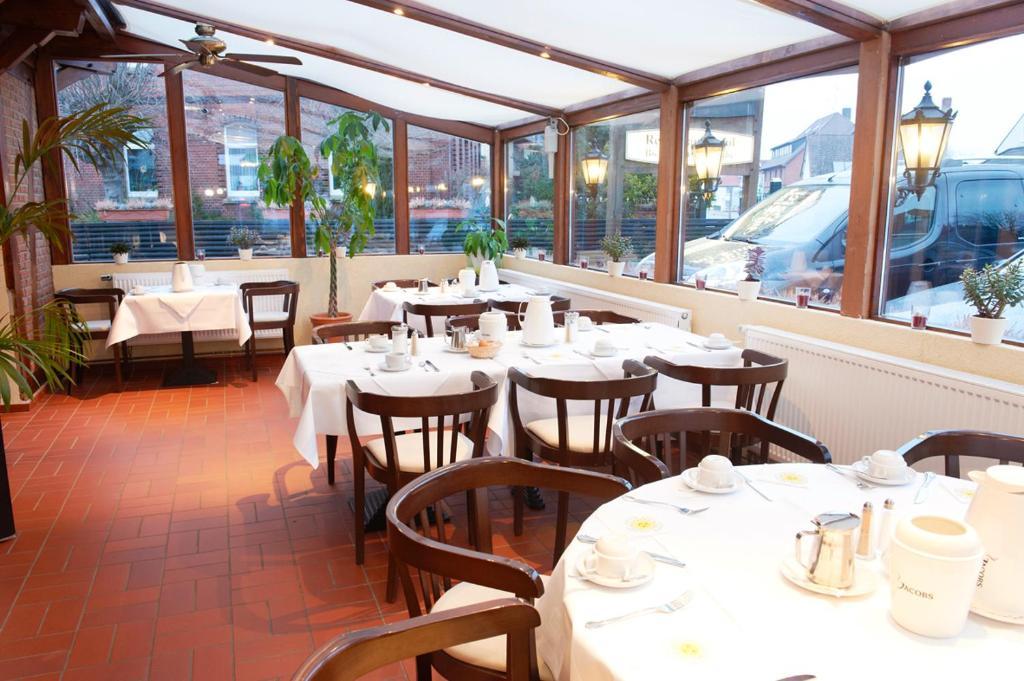 Hotel Restaurant Zur Linde 패튼센 외부 사진