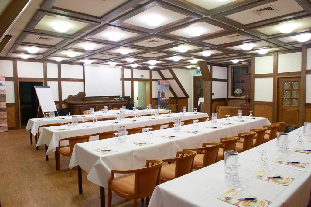 Hotel Restaurant Zur Linde 패튼센 외부 사진