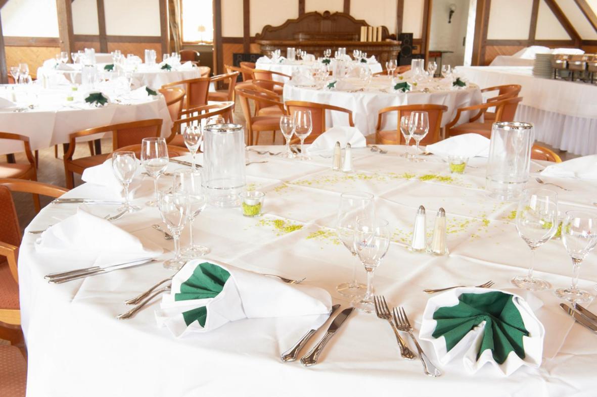 Hotel Restaurant Zur Linde 패튼센 외부 사진